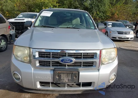 2011 Ford Escape Xlt из США, поврежденный, VIN 1FMCU0D75BKB72522
